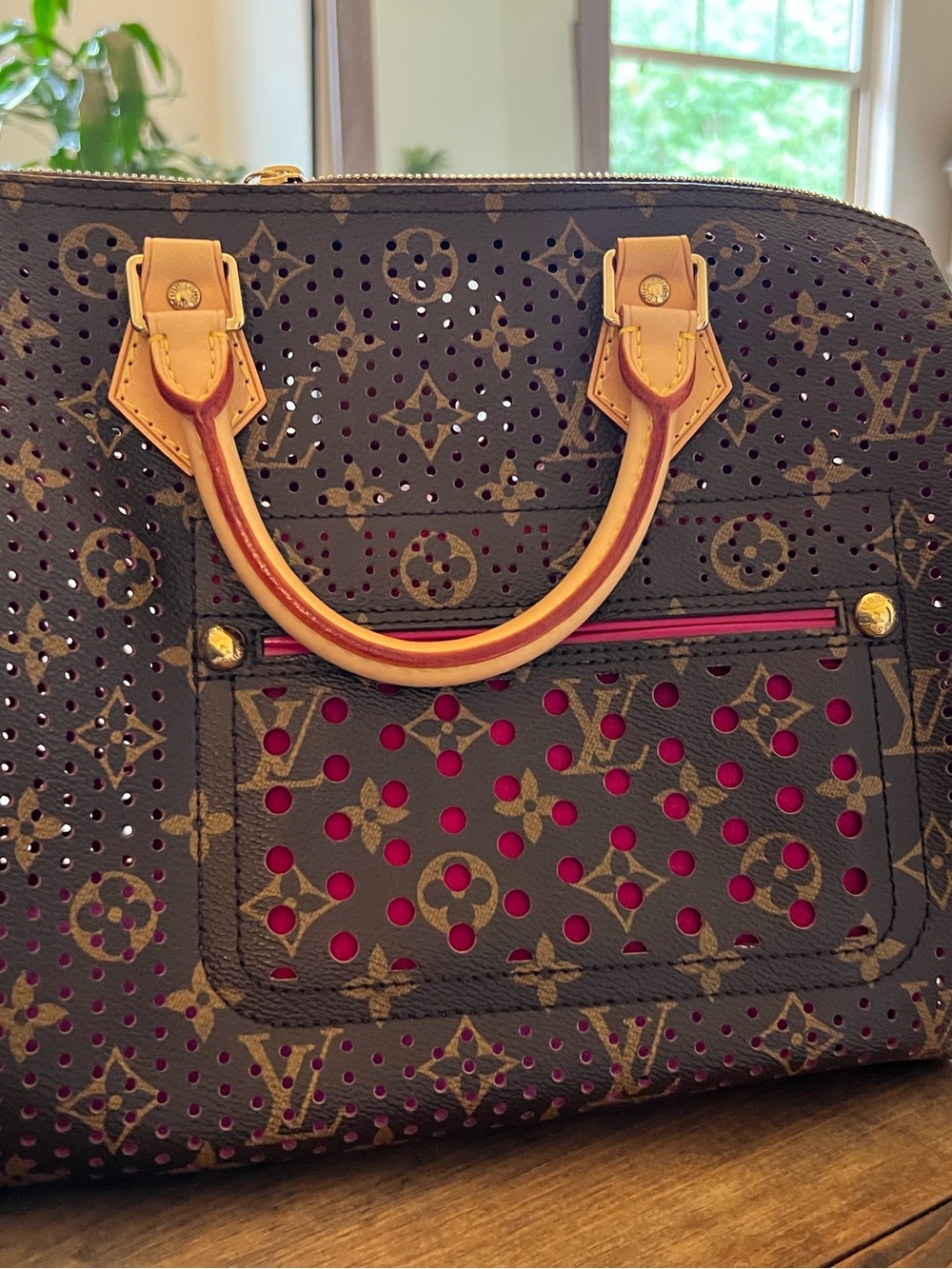 Louis Vuitton Limited Edition Monogram Perforated Speedy 30 in Fuchsi - Picture 5 of 9